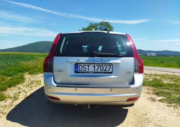 Volvo V50 cena 21000 przebieg: 305000, rok produkcji 2011 z Strzelin małe 46